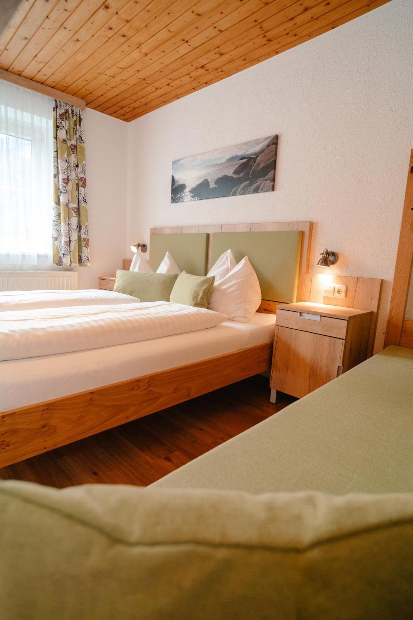 Ertlschweigerhaus Pension - Appartements - Zimmer Donnersbach 外观 照片