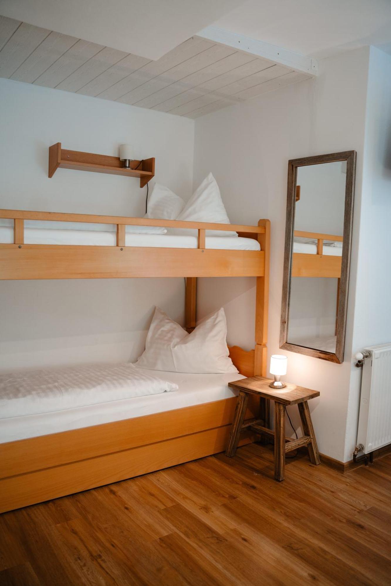 Ertlschweigerhaus Pension - Appartements - Zimmer Donnersbach 外观 照片