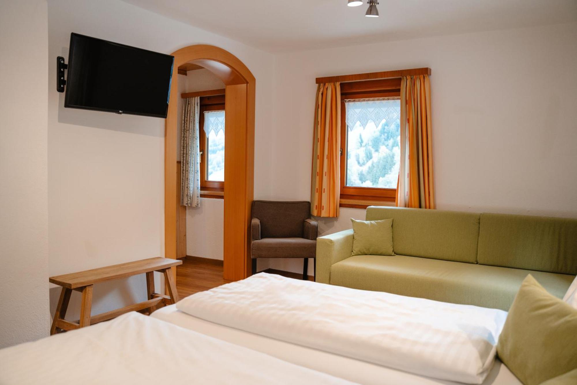 Ertlschweigerhaus Pension - Appartements - Zimmer Donnersbach 外观 照片