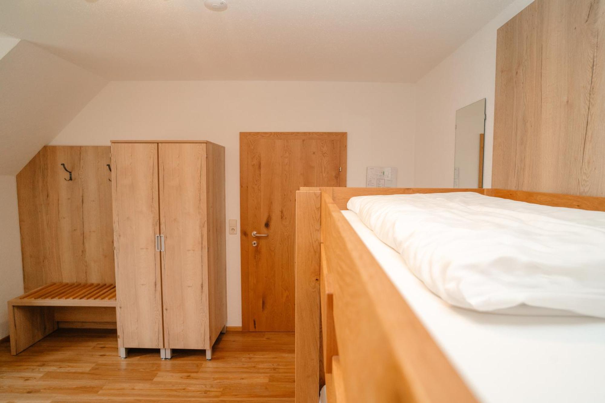 Ertlschweigerhaus Pension - Appartements - Zimmer Donnersbach 外观 照片